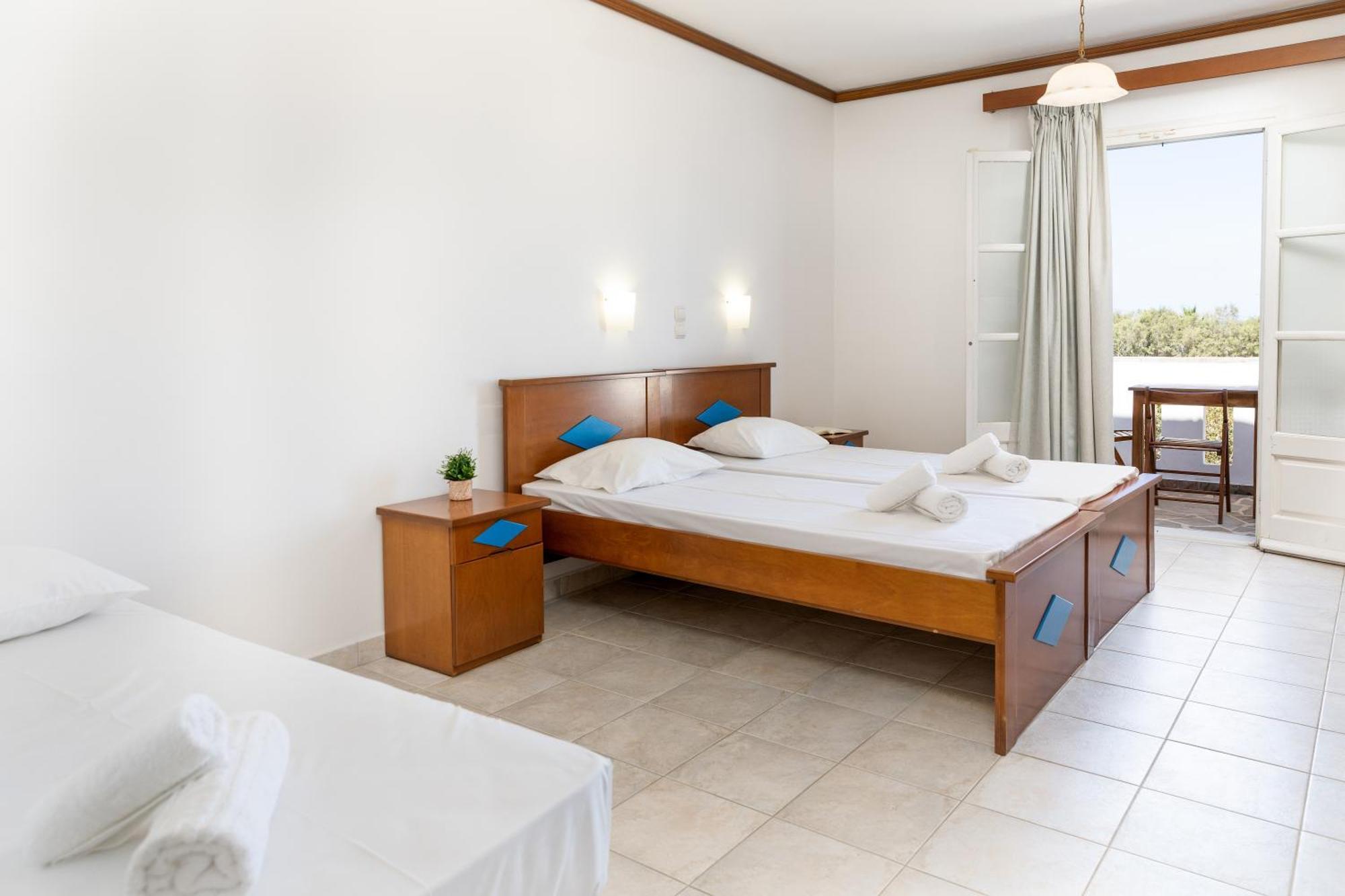 Naxos Edem Studios & Apartments Naxos City エクステリア 写真