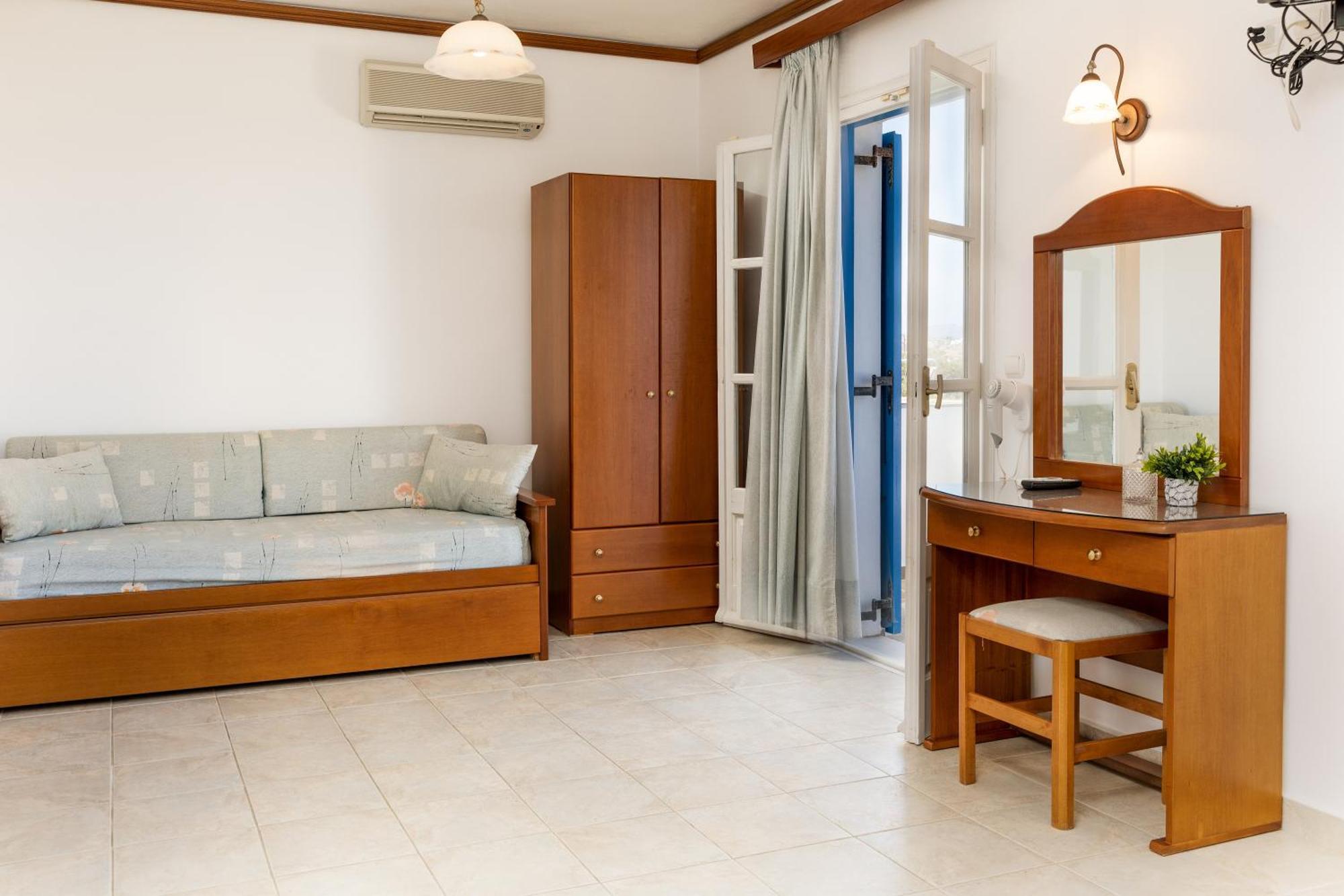Naxos Edem Studios & Apartments Naxos City エクステリア 写真